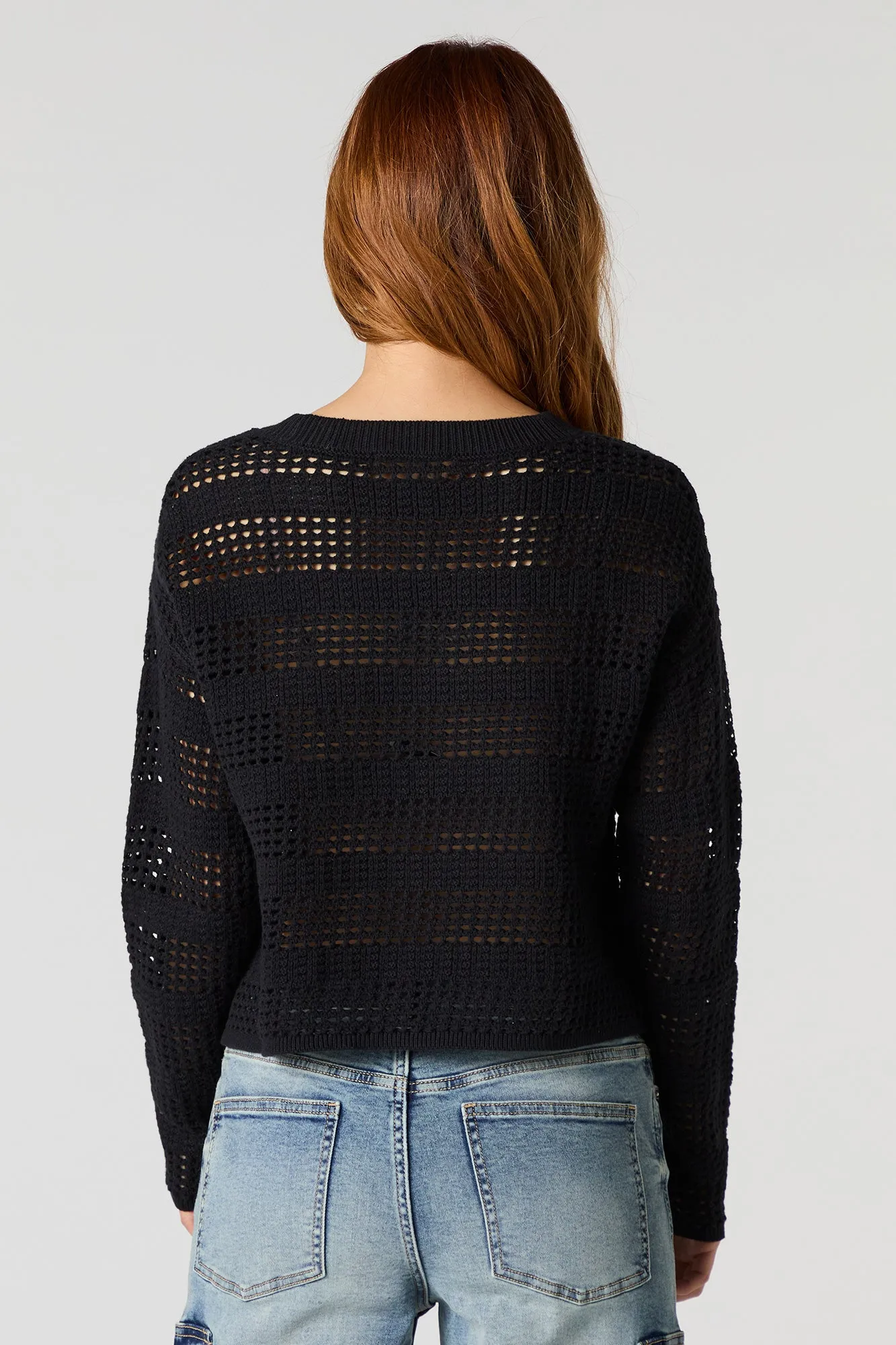 Chandail en tricot ouvert ras du cou