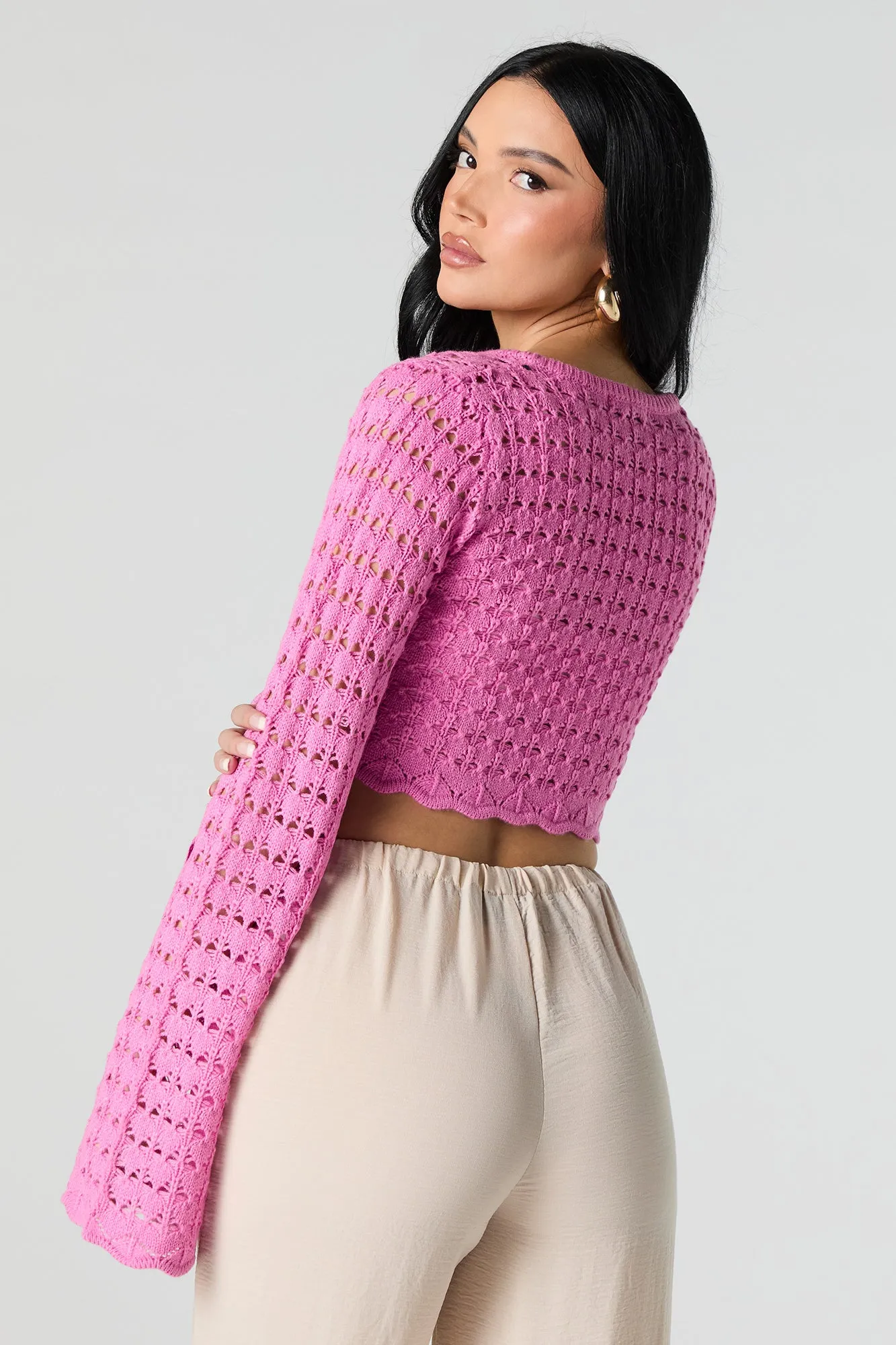 Haut crocheté court à manches longues avec taille coulissante