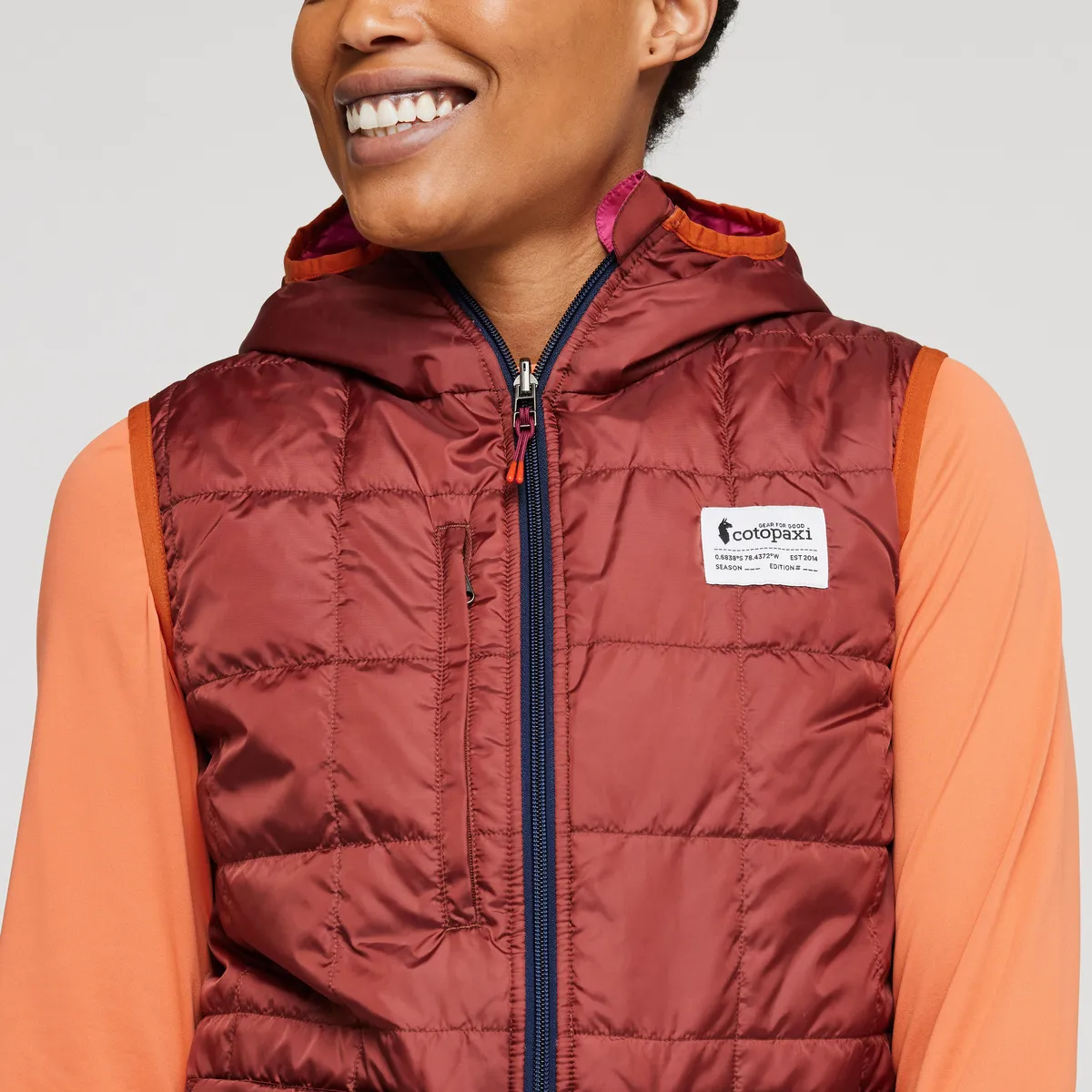 Teca Cálido Reversible Hooded Vest - Women's