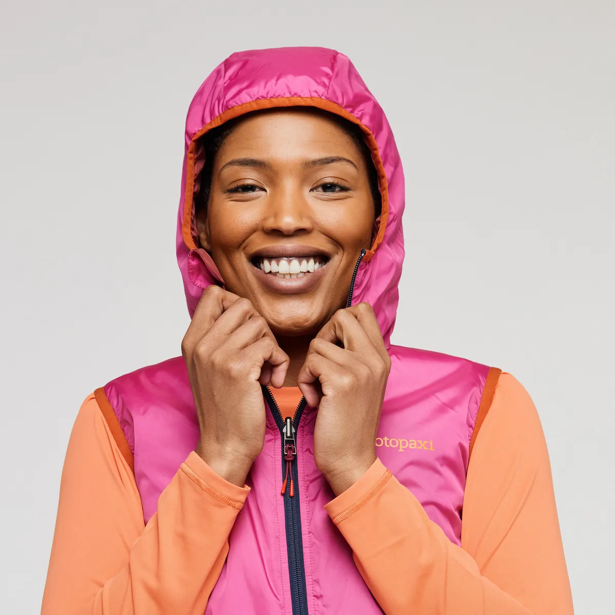 Teca Cálido Reversible Hooded Vest - Women's