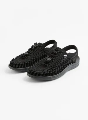 UNEEK Black and Black